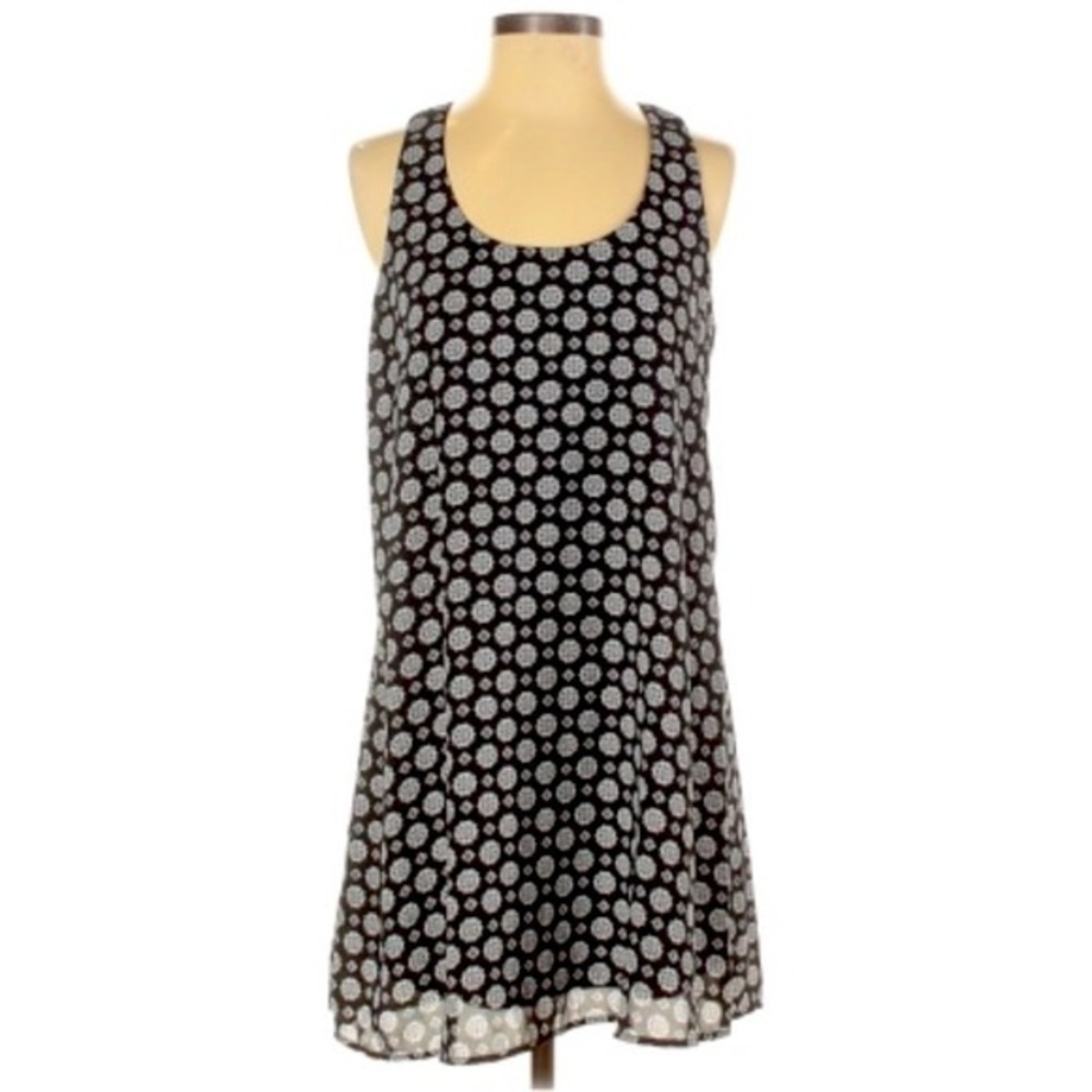 As U Wish size S black & white BOHO sleeveless mini dress w lace accents on back